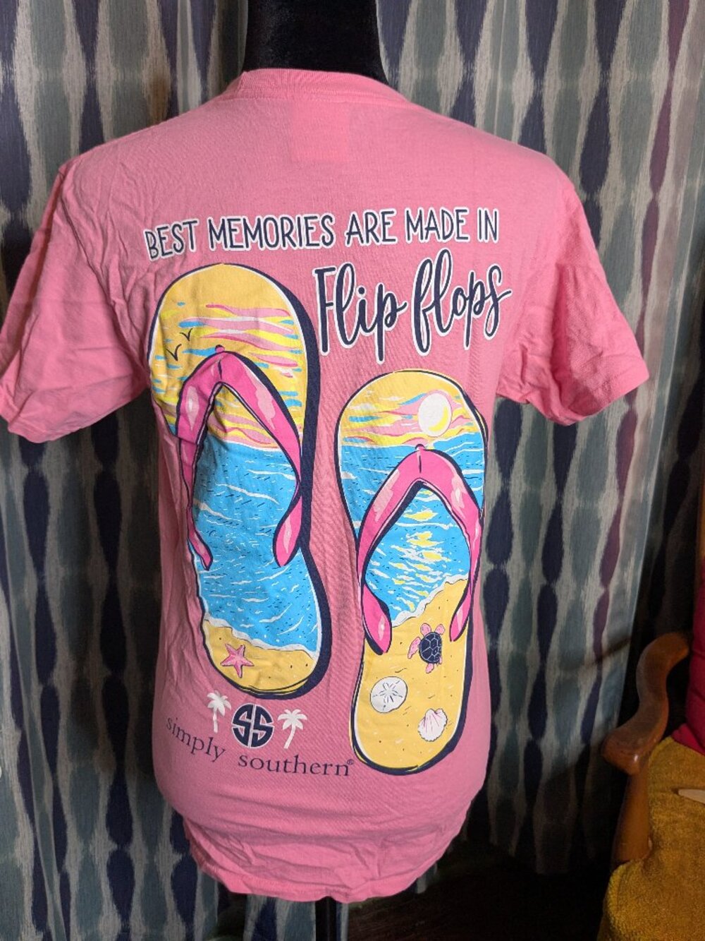 Simply Southern Flip Flops Graphic Tee Pink Short Sleeve T-Shirt Small